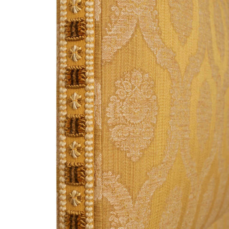 Eriu: 19th-century damask with silk braid